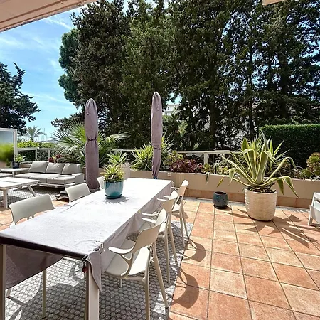 La Palmeraie With Terrace Golfe Juan